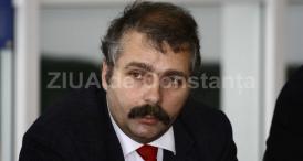 Fostul director al Aeroportului Mihail Kogălniceanu, Titus Adrian Cazacu, asociat într-o firmă în domeniul învăţământului