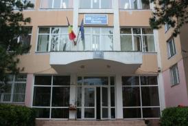 Liceul „George Călinescu” angajează. Vezi ce post este liber!