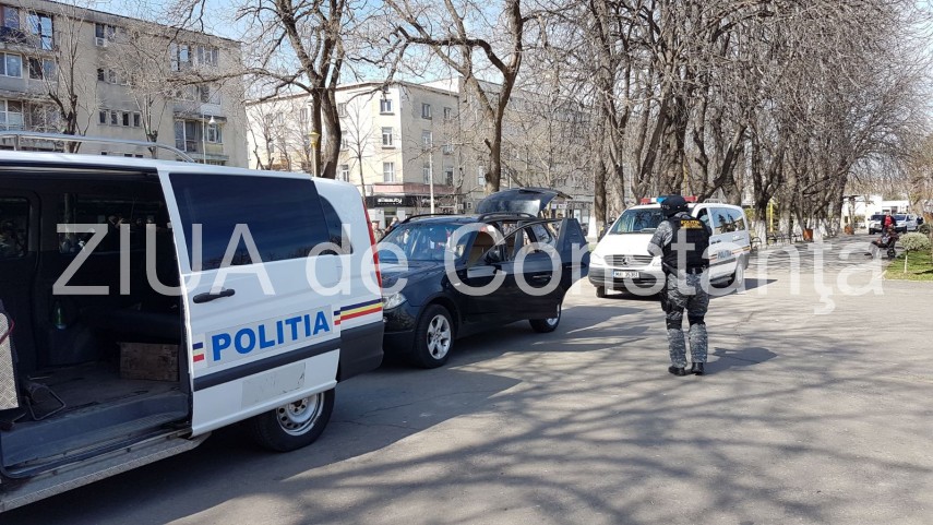 arme si echipamente ale politiei expuse publicului doritorii le au putut admira de aproape au avut loc