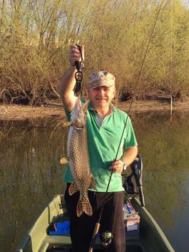 Imagini rare. Grindeanu și Dragnea pescari (galerie foto)