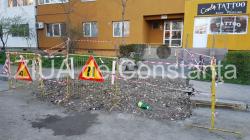 CET Constanţa. Locatarii scării unui bloc de pe bulevardul 1 Decembrie 1918 sunt blocaţi de intervenţia la o avarie (galerie foto+video)  