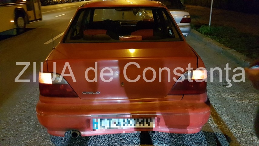 carambol la constanta impact intre un microbuz un volkswagen si un cielo galerie foto 627741
