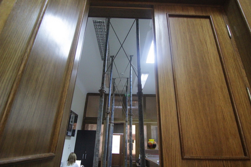 eden srl invoca un cutremur produs ulterior cine a afectat structura de rezistenta a sediului scolii