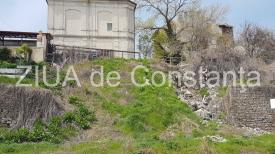 Fața nevăzută a municipiului Constanța. Faleza degradată din Portul Tomis în pericol iminent de prăbușire (fotoreportaj+video)  