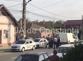 Petrecere zgomotoasă la Medgidia. Au intervenit jandarmii şi poliţiştii locali (galerie foto+video)  