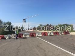 Traficul rutier pe podul de la Agigea a fost oprit complet! (galerie foto)