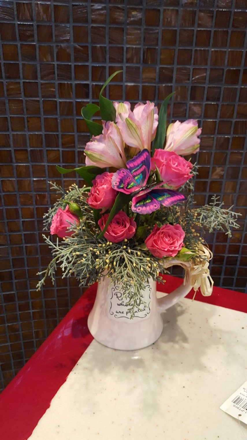 florile sunt sufletul unei persoane dina mariage o florarie cocheta care ne ajuta sa ne organizam nunta