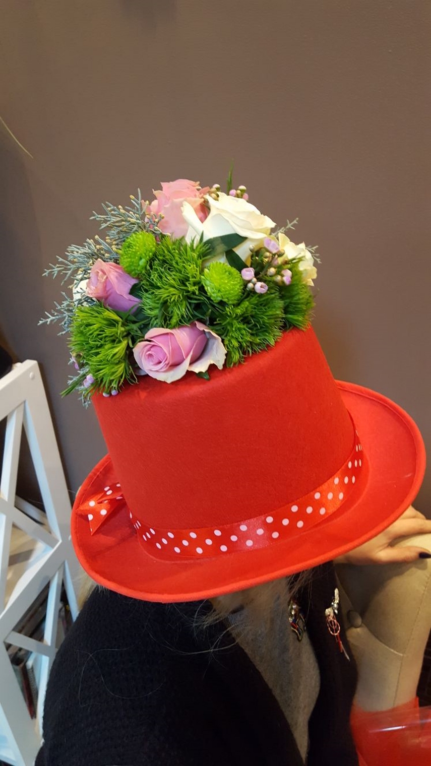 florile sunt sufletul unei persoane dina mariage o florarie cocheta care ne ajuta sa ne organizam nunta