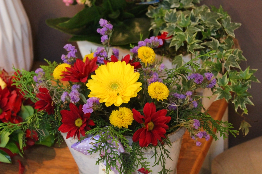 florile sunt sufletul unei persoane dina mariage o florarie cocheta care ne ajuta sa ne organizam nunta