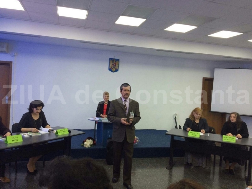 vasilica mitrea invita cititorii sa reflecteze asupra creatiilor sale intotdeauna cand scriu ma gandesc