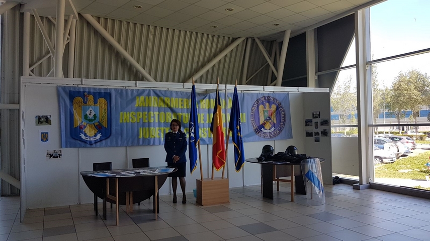 targul ofertelor educationale si a deschis portile gabriela bucovala sefa isj ne propunem consilierea