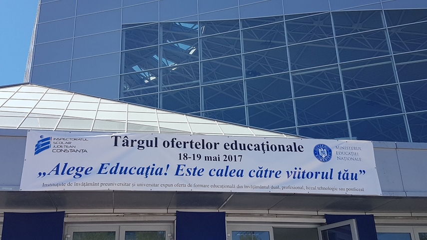 targul ofertelor educationale si a deschis portile gabriela bucovala sefa isj ne propunem consilierea