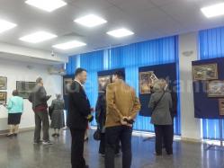 Stări, emoţii şi culoare într-o expoziţie hispano-română, la Muzeul Marinei Române (galerie foto)