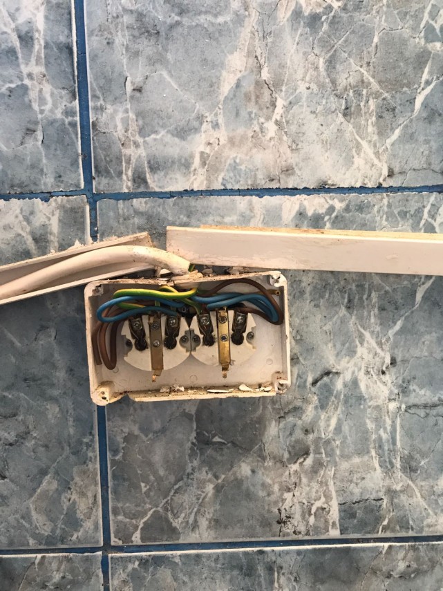 control al comisarilor cjpc constanta la o terasa din neptun in ce conditii erau depozitate alimentele control al comisarilor cjpc constanta la o terasa din neptun in ce conditii erau depozitate alimentele