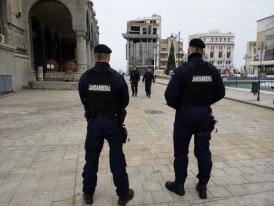 Bacalaureat 2017 Mai multe licee din Constanța, păzite de jandarmi. Forțele de ordine sunt prezente și la sediul Inspectoratului Școlar 