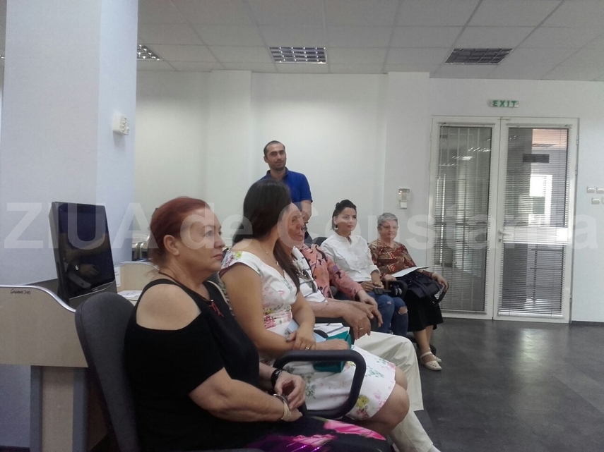 evocari printre file de carte un an fara un jurnalist de exceptie asociatia jurnalistelor din romania