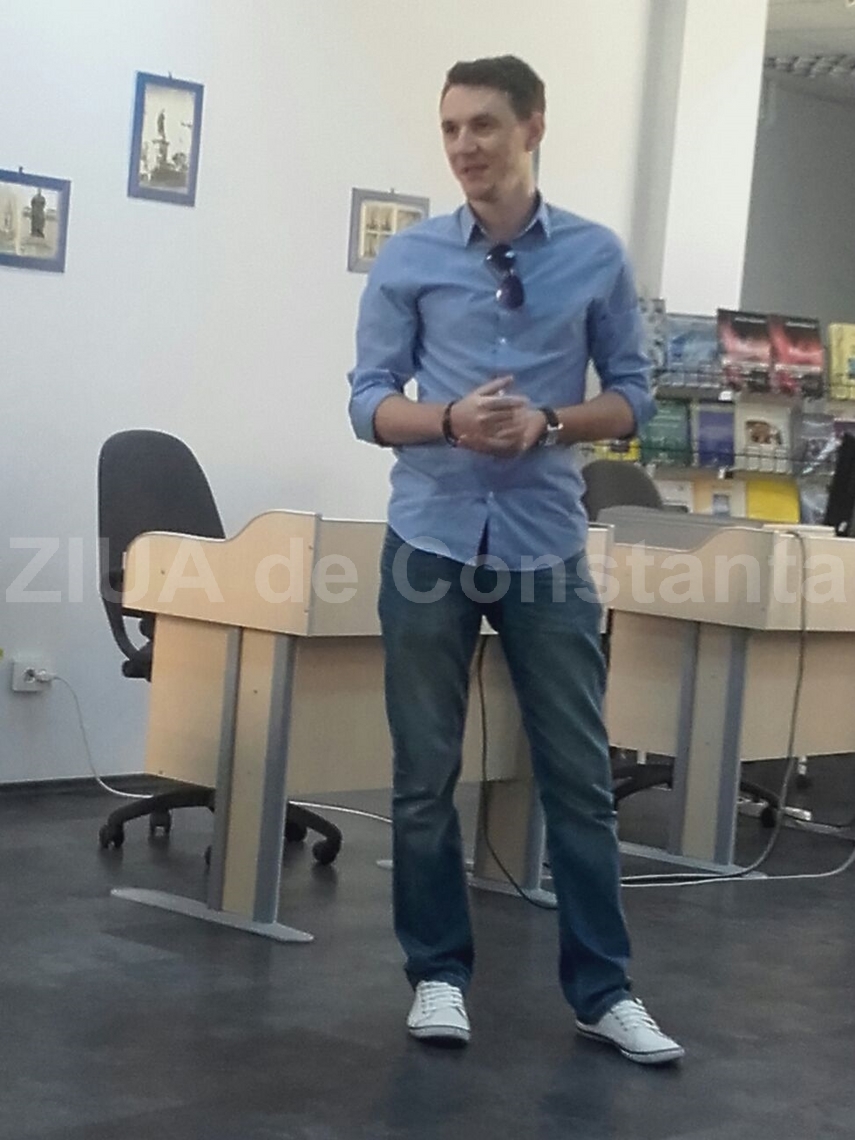 evocari printre file de carte un an fara un jurnalist de exceptie asociatia jurnalistelor din romania
