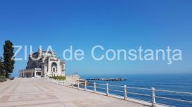 Imagini impresionante surprinse pe faleza Cazinoului din Constanţa. Marea, învăluită într-un nor de ceaţă (fotoreportaj+video) 