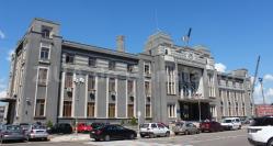 Directorul adjunct al CN APMC, Marian Tănase, cu cinci terenuri şi două case (documente) 