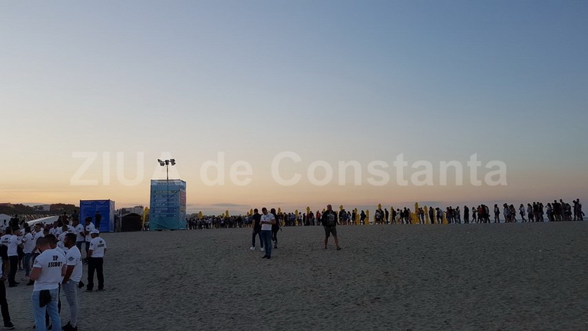 live video festivalul neversea la debut mii de tineri asteapta sa se distreze pe muzica marilor artisti