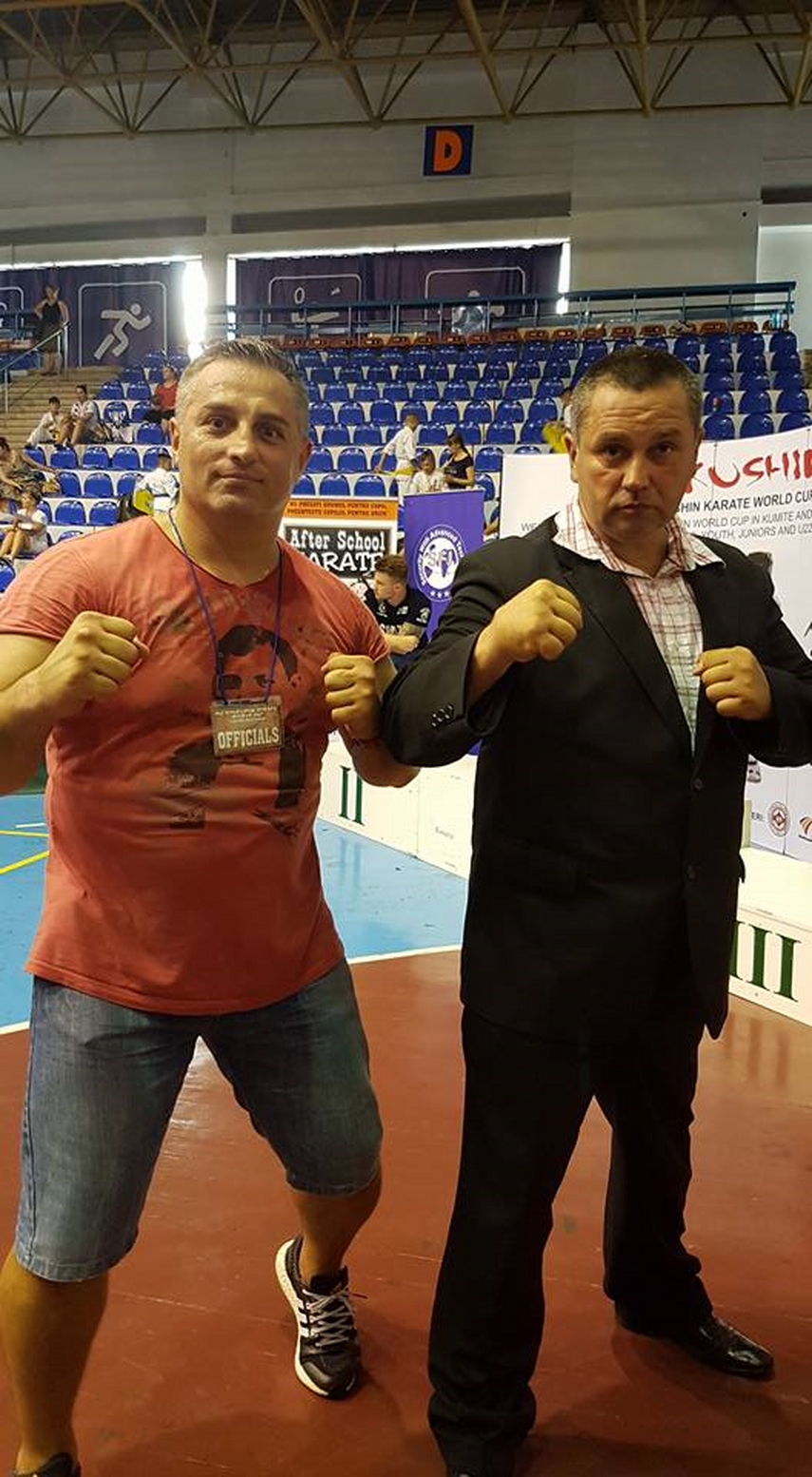 shihan hitoshi kiyama invitat special la eforie sud petre colis de la oyama karate constanta pe locul