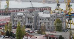 Declaraţie de avere - Ionuţ Bogdan Gheorghiu Economistul din cadrul CN APMC, cu un teren şi un apartament (documente)