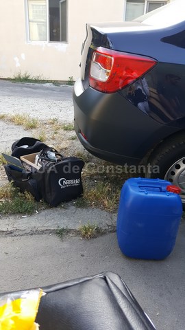 aveti obiceiul sa beti cafea de la tonomate de unde si a facut plinul de apa un angajat al seara company