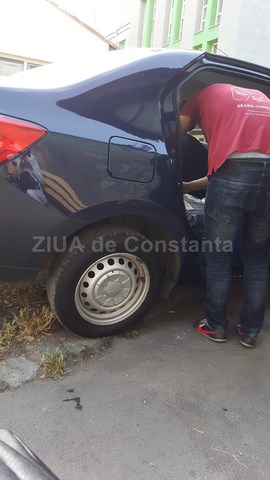 aveti obiceiul sa beti cafea de la tonomate de unde si a facut plinul de apa un angajat al seara company