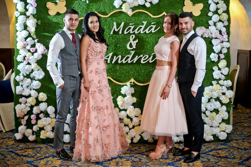 poveste de iubire sub semnul cifrei 13 fostul fotbalist andrei daniel sescioreanu s a casatorit cu madalina