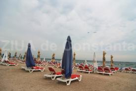 Localuri de pe litoral, sancţionate de inspectorii sanitar-veterinari. Ce nereguli au fost găsite