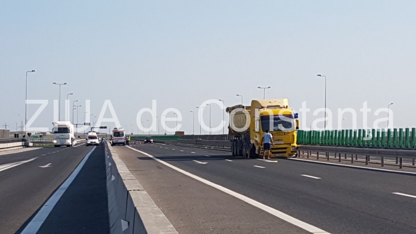 accident rutier la iesire de pe autostrada a4 intervine ambulanta 636373