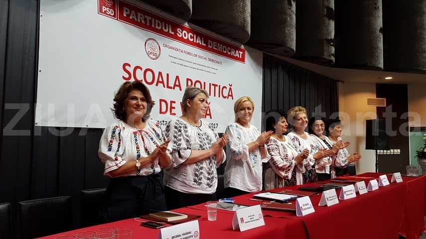 sa fiti mandre ca sunteti social democrate a transmis viorica dancila parada costumelor populare si expozitia