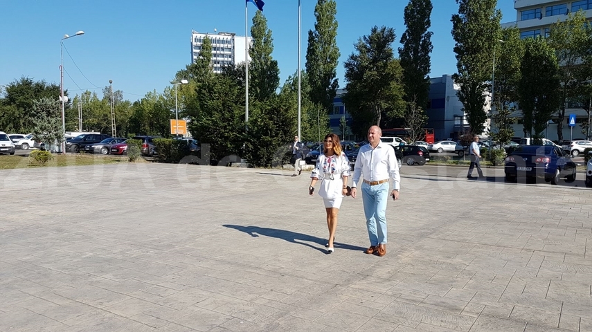 sa fiti mandre ca sunteti social democrate a transmis viorica dancila parada costumelor populare si expozitia