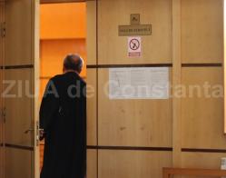 Şpaga a fost confiscată! Un şofer fără permis, din Constanţa, a încercat să-i mituiască pe poliţişti. Ce au decis judecătorii