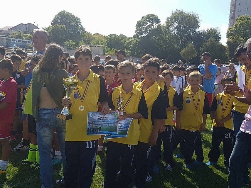 echipa de fotbal victoria cumpana primul loc la turneul challenge cup callatis galerie foto 638248