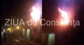 Constanța. Detalii cutremurătoare. Femeia decedată în incendiul din Km. 4-5 și-ar fi înjunghiat fiica de doi ani și apoi a dat foc locuinței  