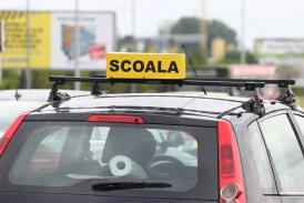 Sondaj de opinie Sunteţi de acord cu introducerea unei limite de vârstă pentru şoferi?             