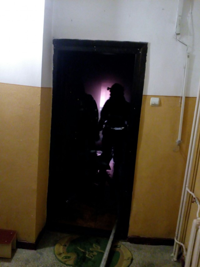 incendiu la un apartament din municipiul constanta intervin pompierii 640183 incendiu la un apartament din municipiul constanta intervin pompierii 640183