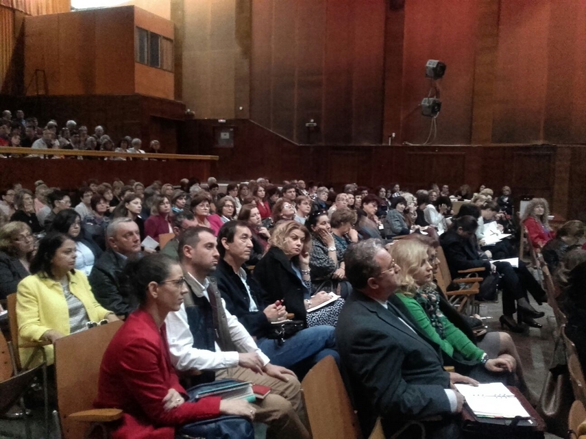 problemele invatamantului din constanta ce au discutat ieri directorii institutiilor de invatamant preuniversitar