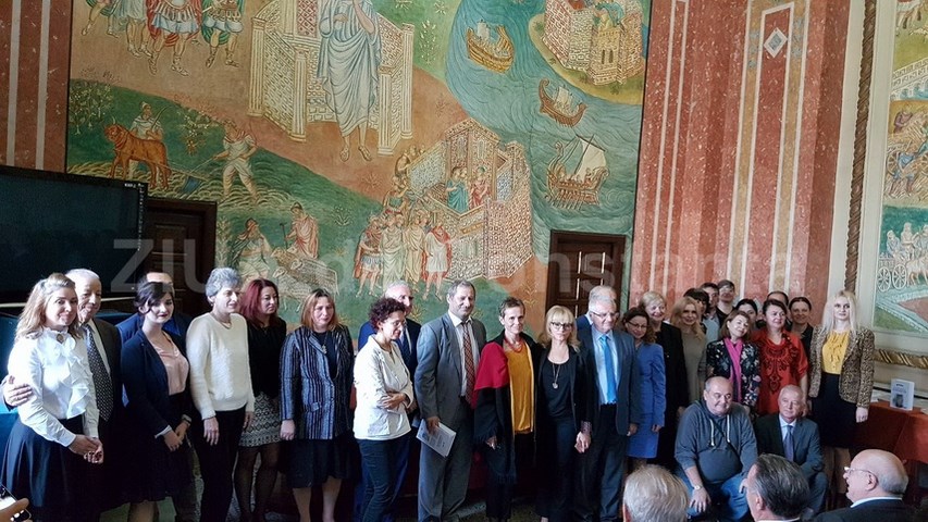 imagini de la eveniment o carte monument o carte document pentru constanta culturala razbunarea barbarilor