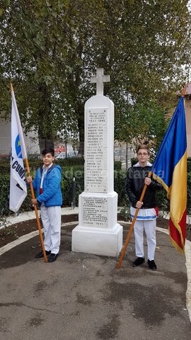 ziua armatei marcata solemn la cumpana urez militarilor respect cinste demnitate credinta in apararea