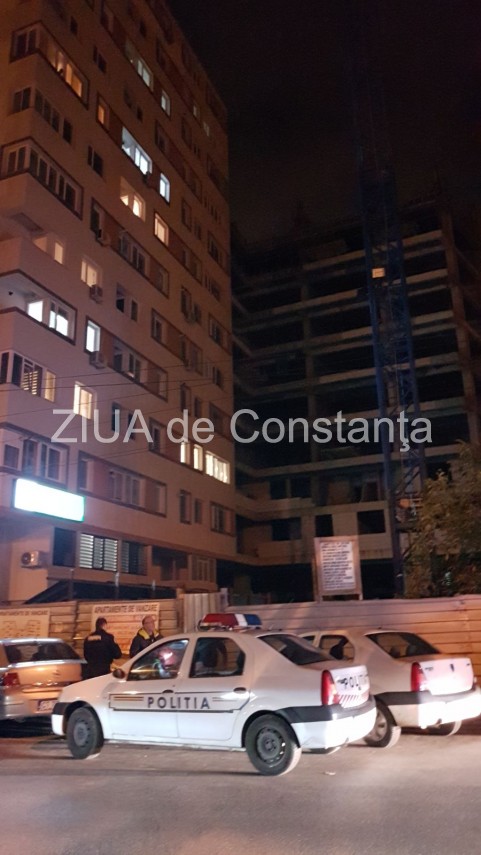 imagini de la eveniment accident de munca pe strada eliberarii din constanta un muncitor a cazut de la