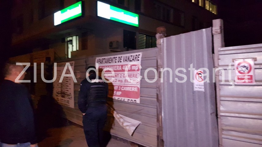 imagini de la eveniment accident de munca pe strada eliberarii din constanta un muncitor a cazut de la