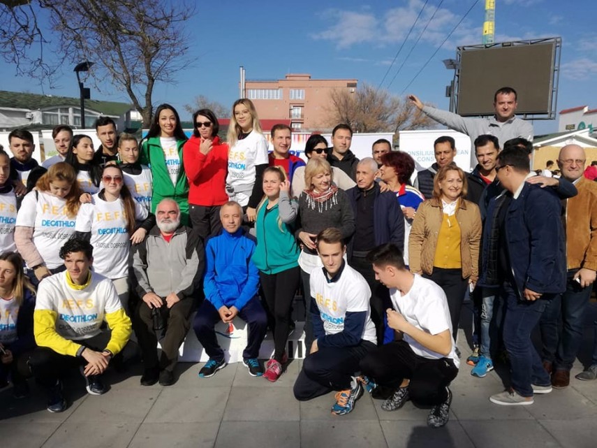iubitori ai miscarii s au intrecut in mamaia la crosul dobrogei au fost prezente si valori ale sportului