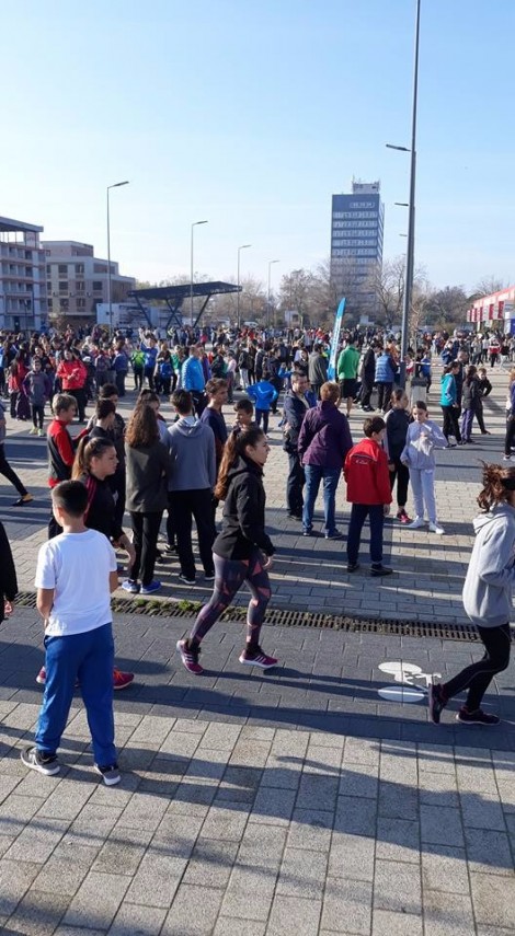 iubitori ai miscarii s au intrecut in mamaia la crosul dobrogei au fost prezente si valori ale sportului