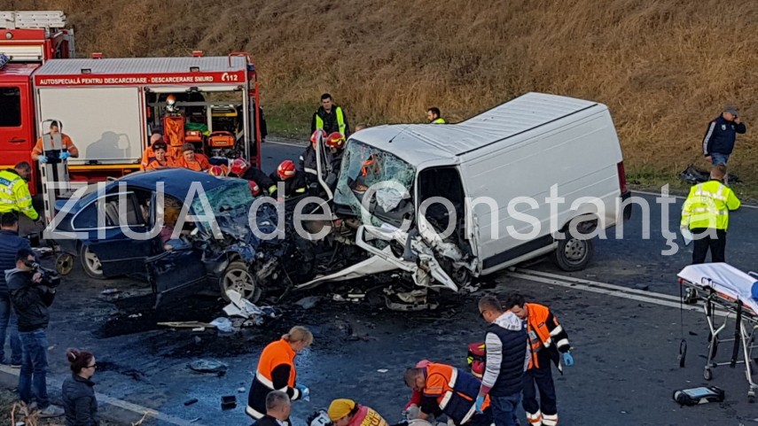 accident rutier grav cu persoane incarcerate intre ovidiu si mihail kogalniceanu 643635