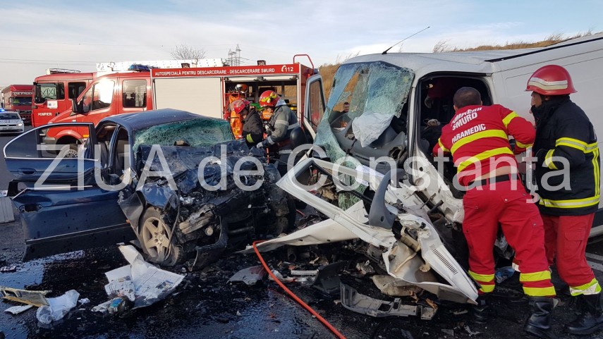 accident rutier grav cu persoane incarcerate intre ovidiu si mihail kogalniceanu 643635