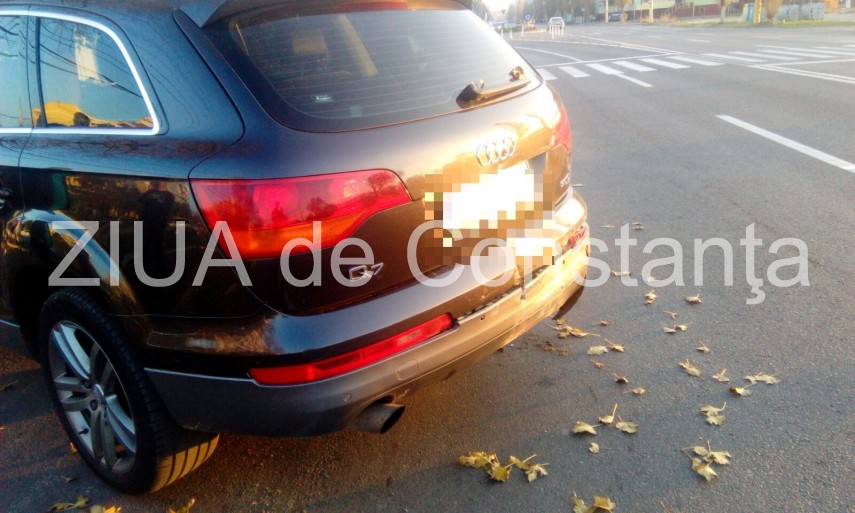 carambol in statiunea mamaia trei masini avariate serios un bolid a intrat intr un copac galerie foto