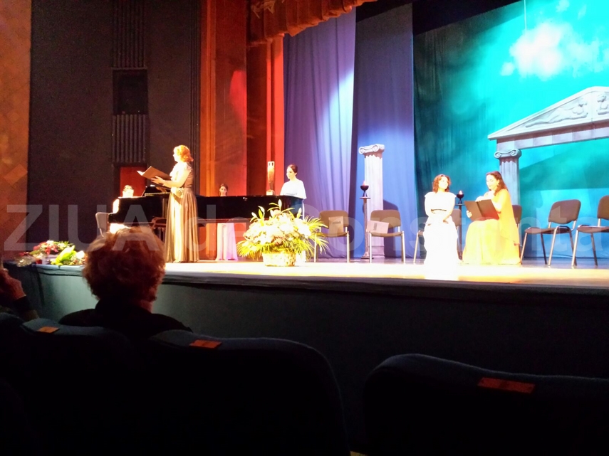 imagini de la eveniment diplome de excelenta pentru sopranele gabriela tiganasu popescu si iacobina vlad