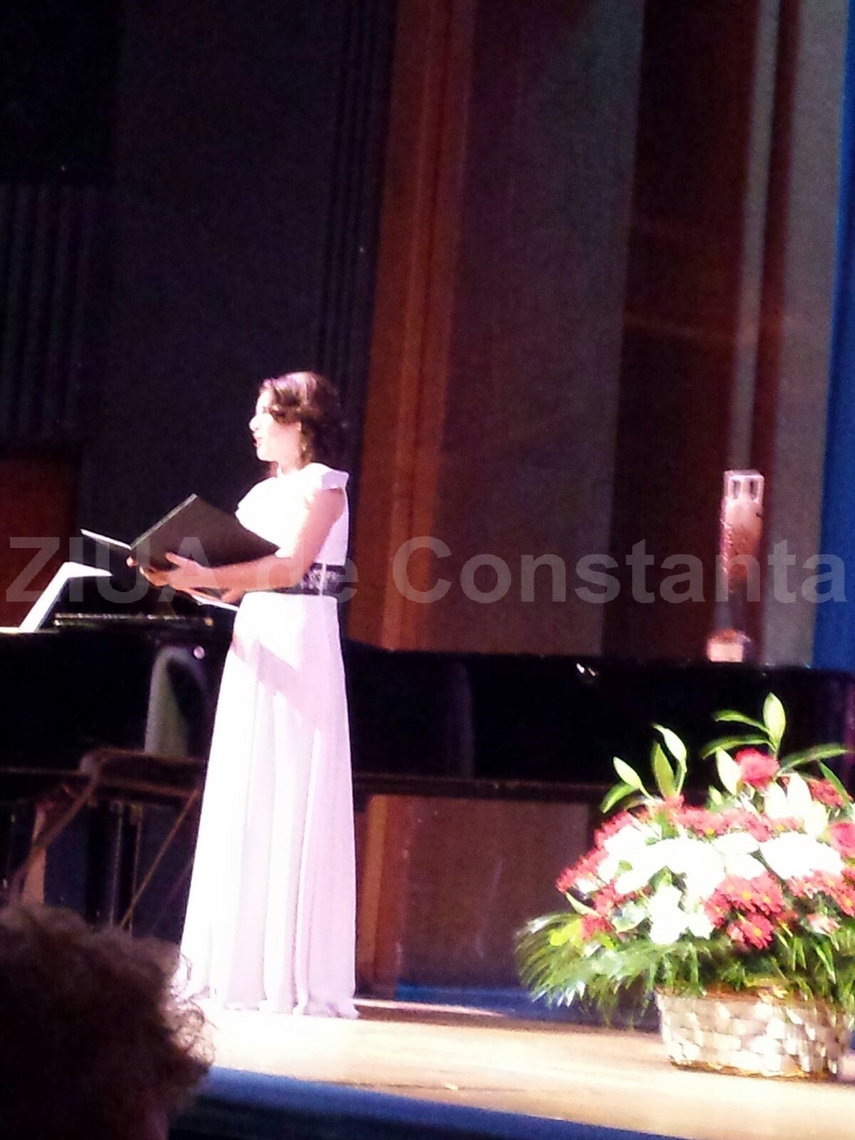imagini de la eveniment diplome de excelenta pentru sopranele gabriela tiganasu popescu si iacobina vlad